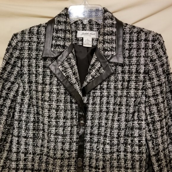 Judith Hart Black & White Tweed Jacket/Blazer size 8 - Picture 2 of 7